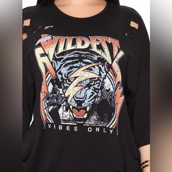 Graphic t-shirt - Picture 2 of 4